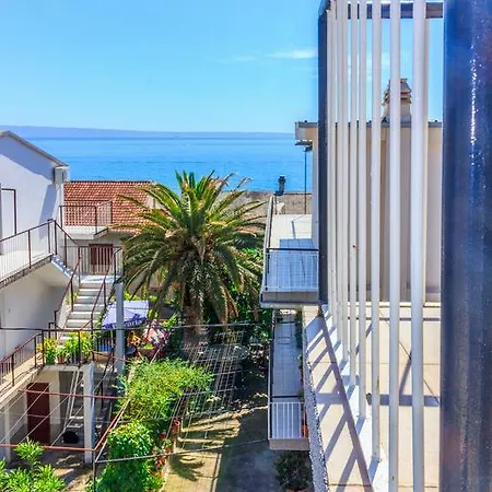 Luxury Penthouse Ana**** * Podstrana