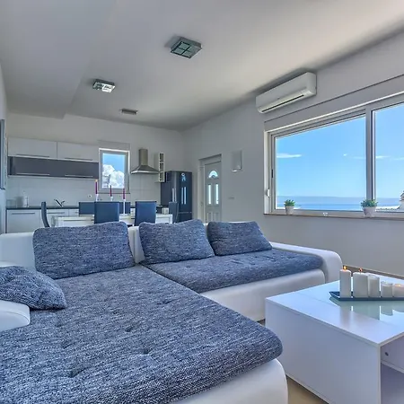 Luxury Penthouse Ana**** Podstrana