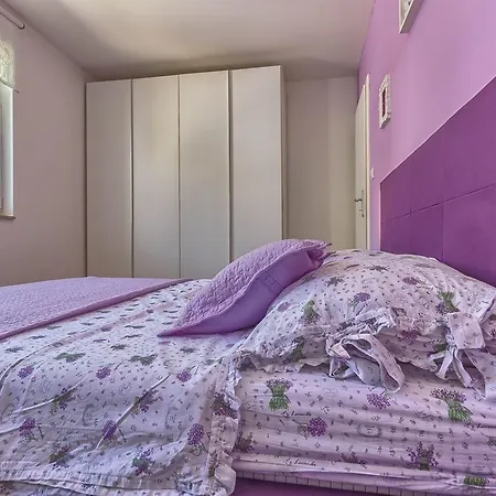 Luxury Penthouse Ana**** Apartmán *